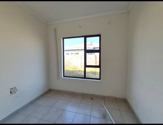 2 BEDROOM HOUSE FOR SALE IN SOUTHERN GATEWAY